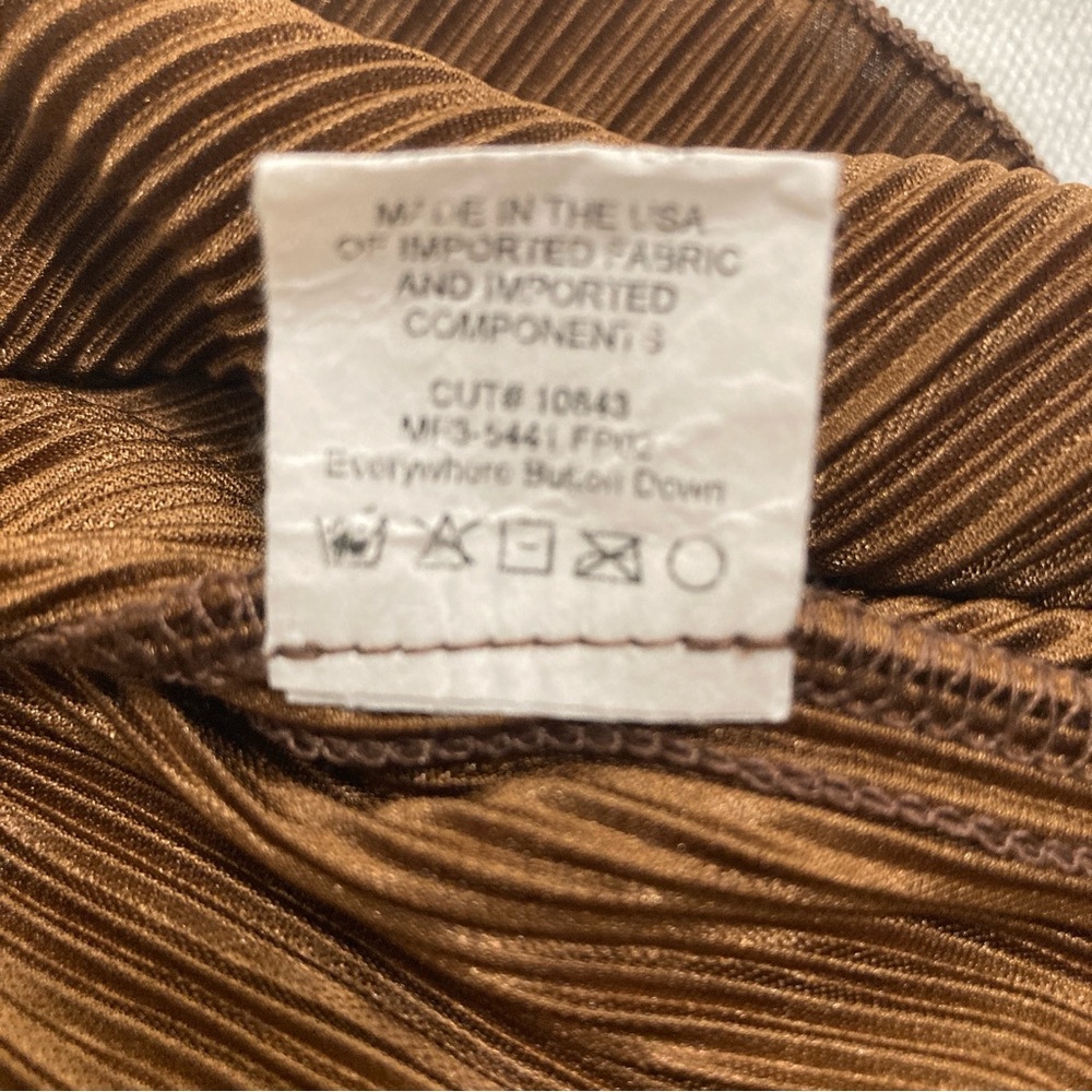 Show me your MuMu Blouse Oversized Everywhere Button Down  Chocolate Pleat Sz XL - Picture 9 of 16